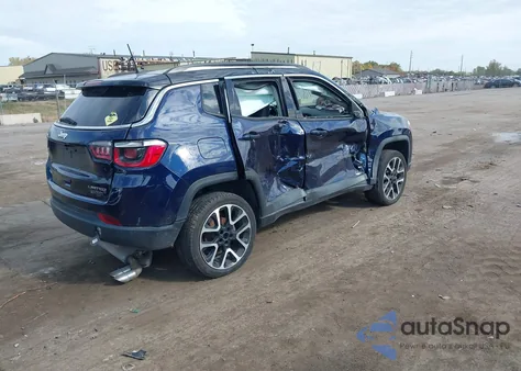 2018 Jeep Compass Limited 4X4 from USA, damaged, VIN 3C4NJDCB6JT238513